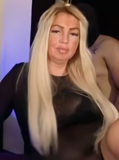 Charley Peeping Thom VR Porn Videos